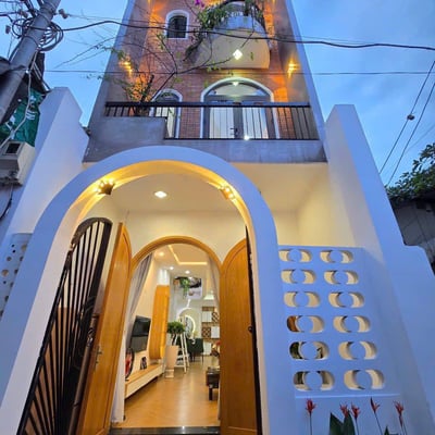 Miete eines Hauses mit 3 Schlafzimmern im Stadtteil Thanh Khe, Da Nang, Vietnam